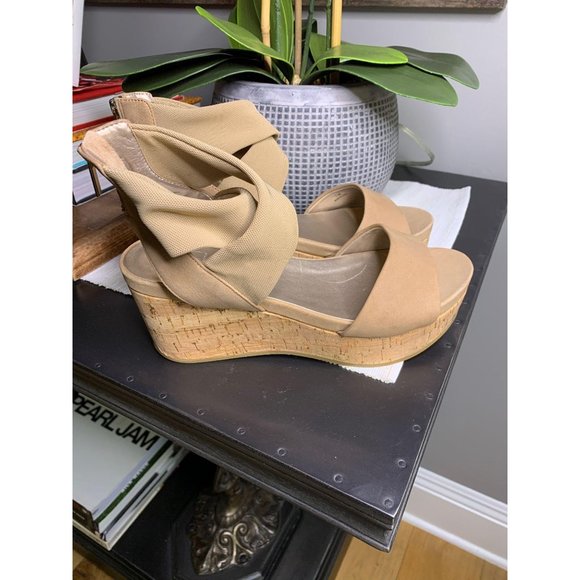 PELLE MODA Lilo Platform Wedge Sandal Latte Tan - Picture 4 of 9